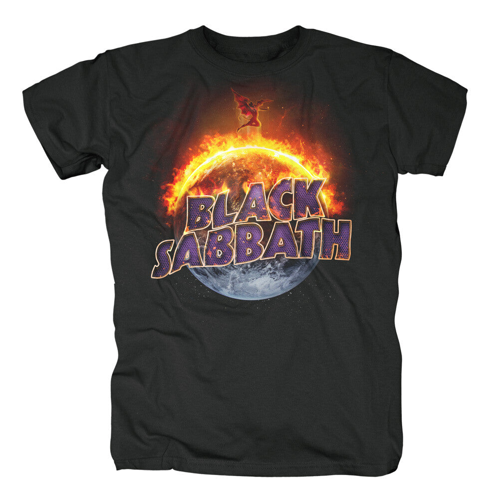 https://images.bravado.de/prod/product-assets/product-asset-data/black-sabbath/black-sabbath/products/120953/web/275684/image-thumb__275684__3000x3000_original/Black-Sabbath_The-End_T-Shirt_s120953_o187601_a275684_v11911511.eb2d4d5e.jpg